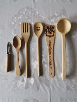 Drevené varechy, naberačka, škrabka