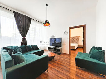 PRÉMIOVÝ 3-IZBOVÝ BYT S 22 m² LOGGIOU V BOROVICOVOM HÁJI – L