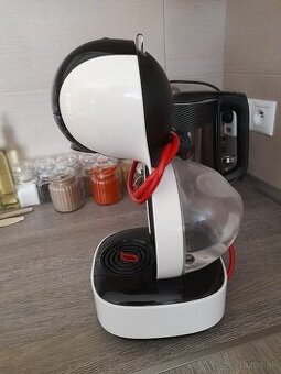 kapsulový Nescafe Dolcee Gusto Krups kávovar
