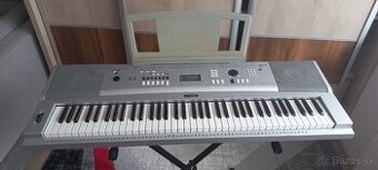 Predám zostavu Yamaha Portable Grand DGX 230