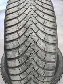 Zimné pneu. 215/55 R18