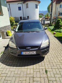Ford focus mk2 1.6 74kw benzin