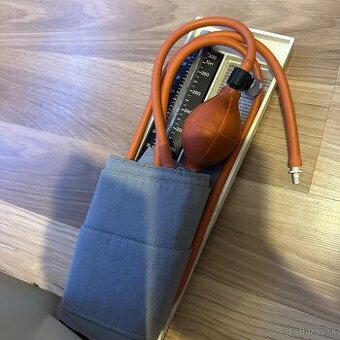 Retro stary tlakomer - tonometer 40
