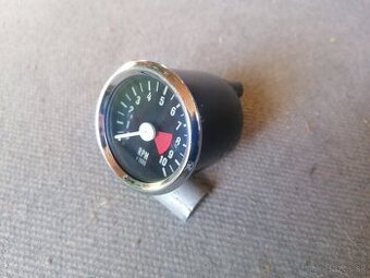Otáčkomer na CZ 250/ 988 enduro