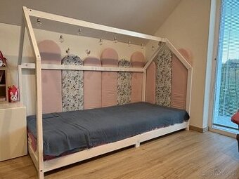 Detská postel, borovicový masív, rozmer 206 x 98