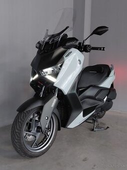 Yamaha XMAX 300 - Tech MAX