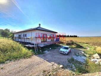 ADOMIS - predám 5-izbový bungalov1, 123m2,Ortáše 607m2, iba 