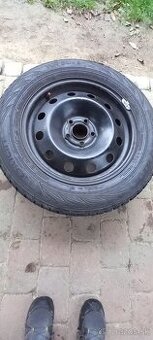 Predám zimne gumy.