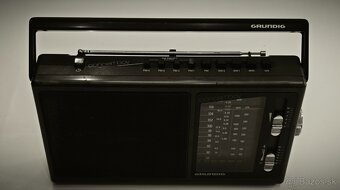 Predam ( zberatelovi) radio GRUNDIG Concet Boy