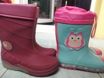 Predám dievčenské gumáky veľkosť 30 -31 a 31