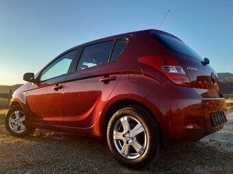 Hyundai i20, ZÁNOVNÝ STAV✅31tis.km✅STK okt27✅benzin