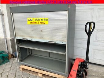 Kovová roletová skriňa