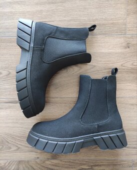 Členkové čižmy veľ. 37