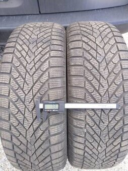 225/60 R 18 zimné SUV.