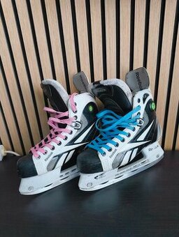 Hokejové zimné korčule reebok veľkosť 38,5