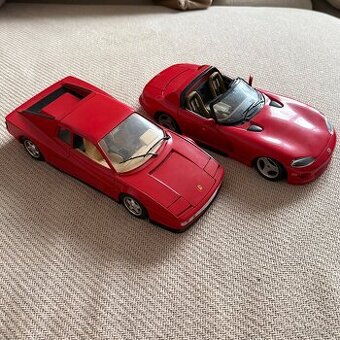 Bburago 1/18 Ferrari Testarossa & Dodge Viper