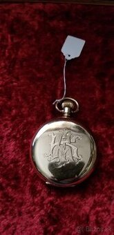 vreckove hodinky RECORD