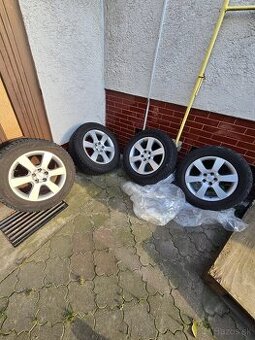 Hyundai alu kola R18 + zimní pneu 235/60 R18
