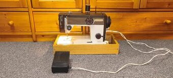 Predám kufríkový šijací stroj Veritas 8014/40