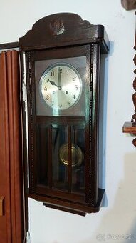 Predám funkčné starožitné nástenné hodiny DUFA Germany polbi