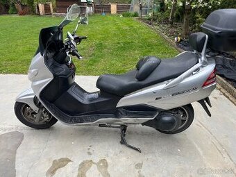 Suzuki Burgman 400 N