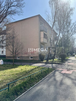 Na predaj 2 izbový byt s balkónom blízko centra mesta Humenn