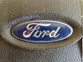 Logo Ford a iné náhradné diely Fiesta a Mondeo