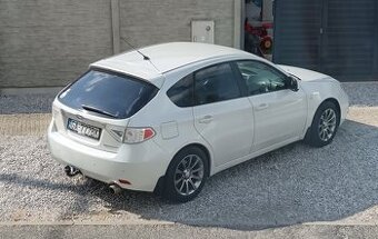 Subaru impreza 1,5i 4x4