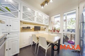 Veľkometrážny 4 izbový byt Prievidza, Zápotôčky