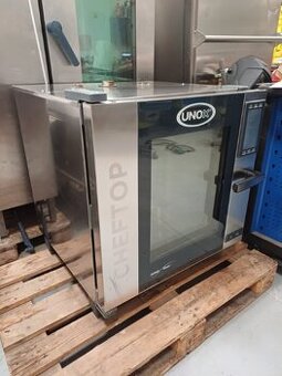 Plynový UNOX konvektomat XEVC 0711 GPR – NEFUNKČNÍ