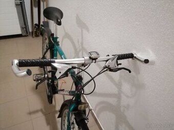 Trekingovy bicykel
