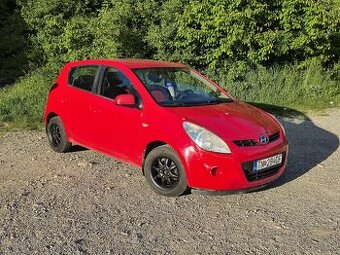 Hyundai i20 2010 1.4 74kW benzín 155 000km výborný stav