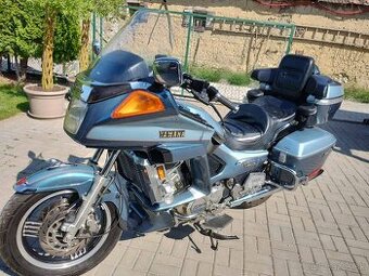 Yamaha XVZ 1300