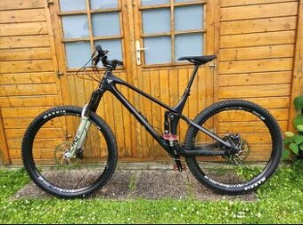 Yt Izzo XL 29