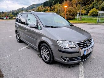 Volkswagen Touran 2.0 TDI DSG - 1