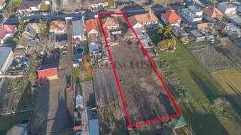 ALL INCLUSIVE l NA PREDAJ ROZĽAHLÝ STAVEBNÝ POZEMOK ( 1800 M