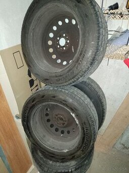 Hankook 215 / 60 R 16C sada zimných kolies
