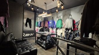 Odstúpim 3 posch industrialnu predajňu rohový výklad TOP