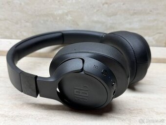 JBL Tune 770NC