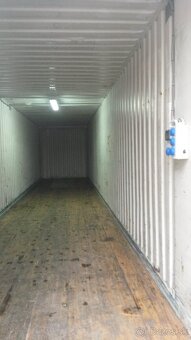 Skladové lodné kontajnery, garáže a plochy