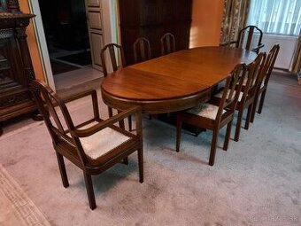 Jedenie stôl a set stoličiek Art Deco