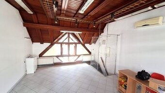 PREDAJ-Polyfunkčný objekt vhodný na kanceláriu,obchod,salón