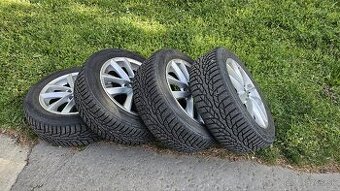 Elektrony 16 aj s skoro novymi premiovymi pneu Nokian