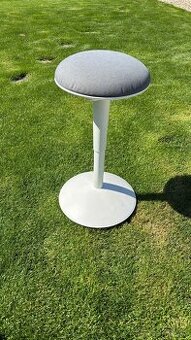 Stolička na aktívne sedenie Ikea