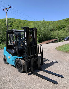 Heli CPCD 30, Kubota, triplex, polokabína, r. 2018, 1032 mth