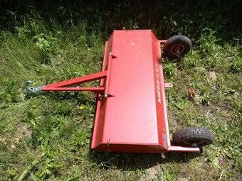 Ťahaný vertikutátor MOSSRIDER M102