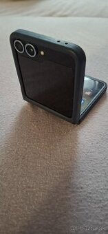 Predám Samsung Galaxy Z FLIP6