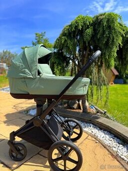Cybex priam leaf 2023