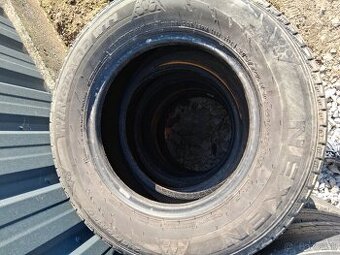 Letne a zimne pneumatiky dodavka 215/70 R15C