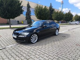 BMW e90 320i
